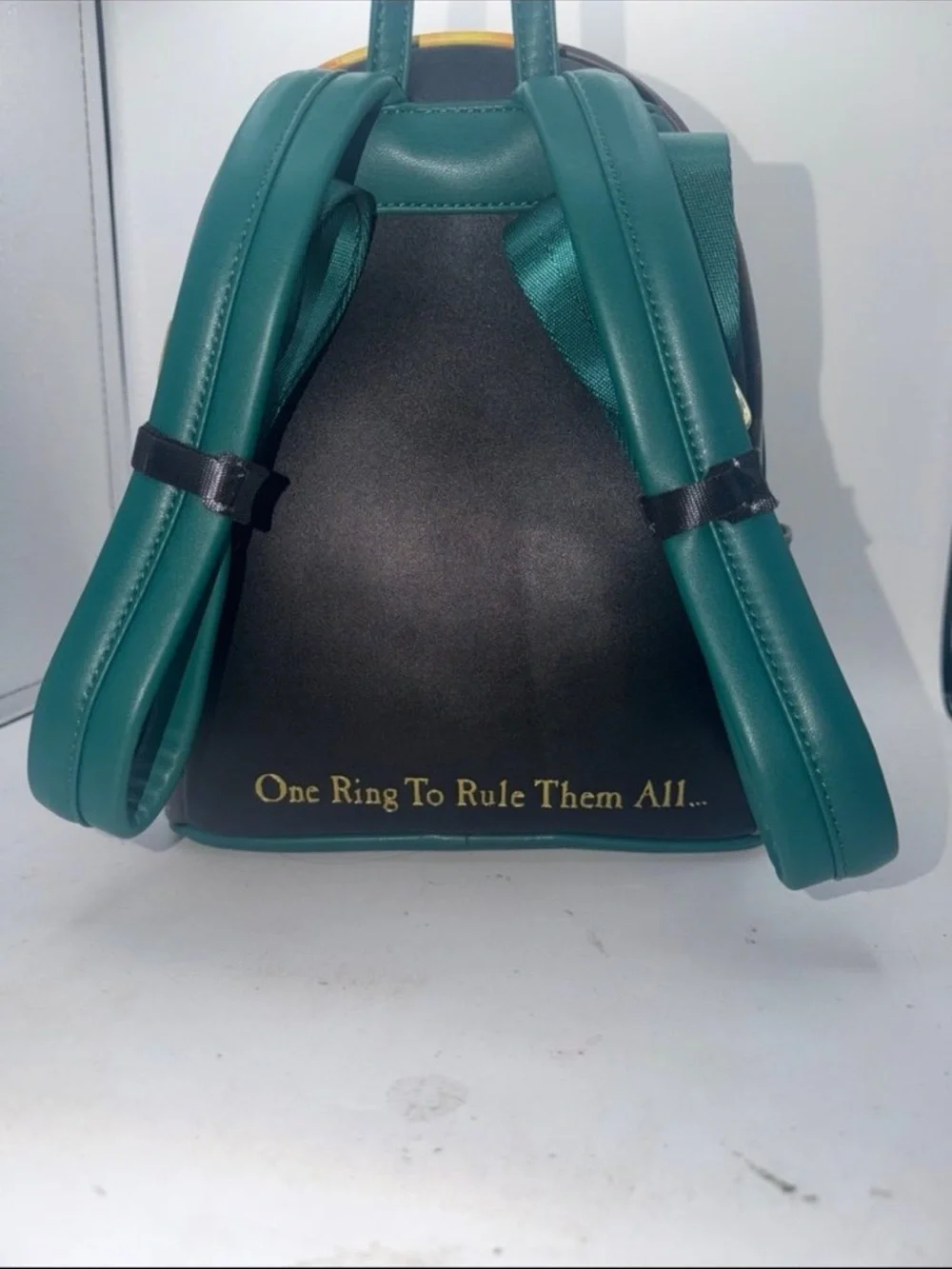 Loungefly LORD of the RINGS Movie Scenes Mini Backpack & Charm